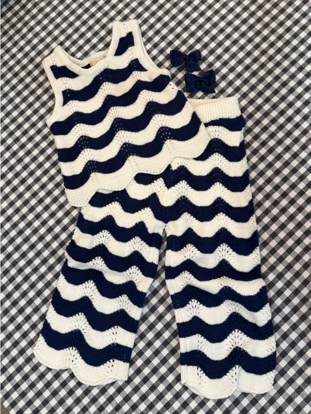 Btween Baby Navy & White Wave Knit Matching Set w/coordinating hair bows.